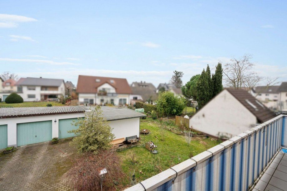 Balkon OG Mehrfamilienhaus Kuppenheim