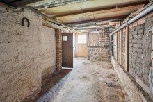 Keller Renovierungsbed�rftiges 2-Familienhaus mit gro�em Garten und Ausbaupotenzial in Forbach
