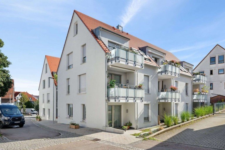 Au�enansicht Pleidelsheim Dachgeschosswohnung Exklusive 2-Zi. Dachgeschosswohnung - Wohlf�hloase im betreuten Wohnen in Pleidelsheim