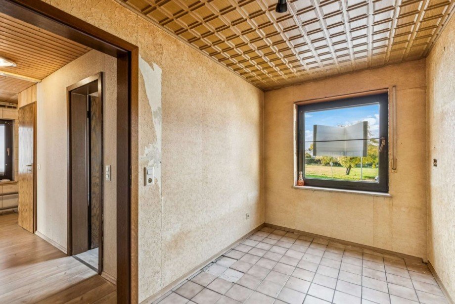 Weiteres Zimmer z. B. B�ro Wohnung B�hl-Iggelheim