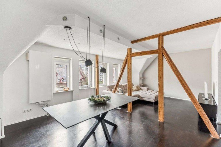 Wohn- und Essbereich Pforzheim Maisonettewohnung Gro�z�gige 3,5-Zi. Maisonette-Wohnung in Pforzheim