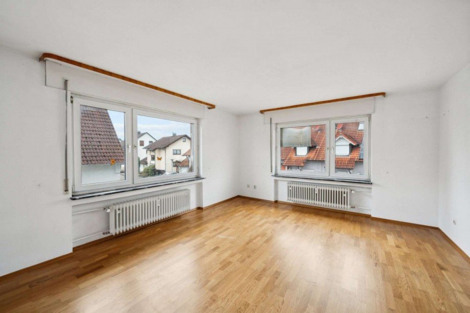 Wohnzimmer OG Mehrfamilienhaus Kuppenheim
