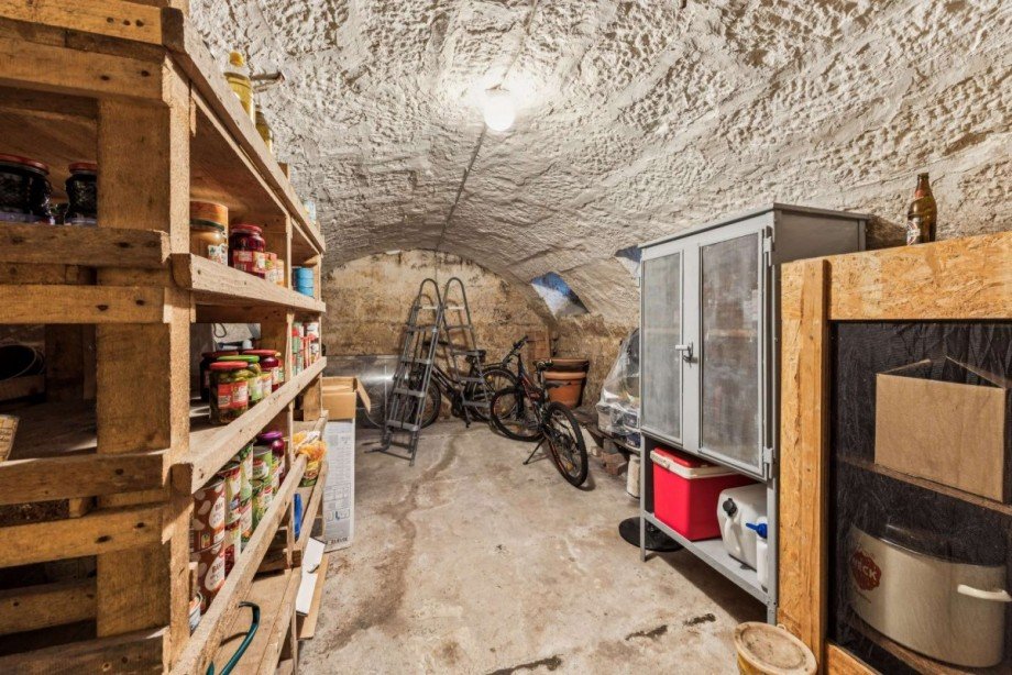 Gew�lbekeller Mehrfamilienhaus Baiersbronn
