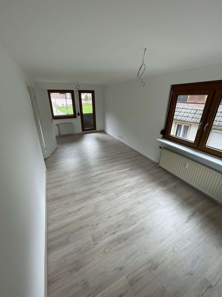 Wohnzimmer Baiersbronn-Huzenbach Etagenwohnung Sanierte 2-Zi. Wohnung in Huzenbach