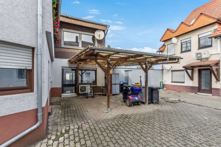 Terrasse im Innenhof Wohnung B�hl-Iggelheim