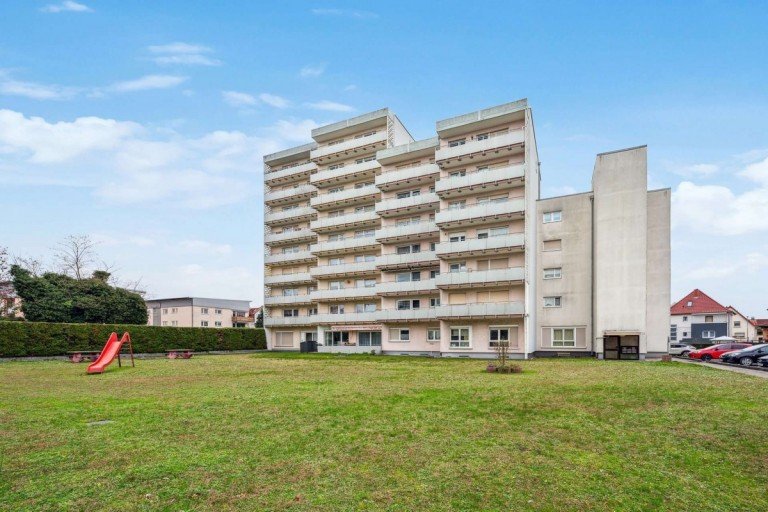 Au�enansicht S�d Sandhausen Wohnung Komplett renovierte Wohlf�hloase mit Weitblick in Sandhausen