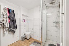 Bad EG Gro�z�gige 5-Zi. Wohnung mit Hauscharakter in Dannstadt-Schauernheim
