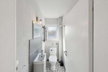 WC 1. OG Seltene Gelegenheit in Ladenburg: Leerstehendes 2-Familienhaus mit gro�em Potenzial