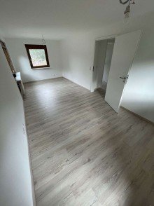 Wohnzimmer Sanierte 2-Zi. Wohnung in Huzenbach