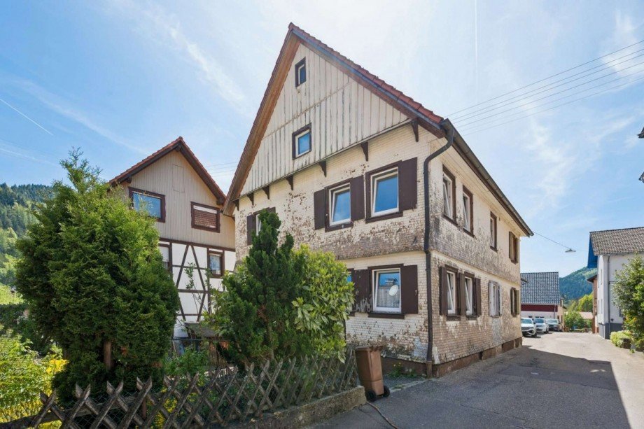 Au�enansicht von Stra�e Zweifamilienhaus Forbach