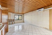 Wohnbereich Ideales Sanierungsobjekt: Wohnung mit Haus-Charakter in B�hl-Iggelheim