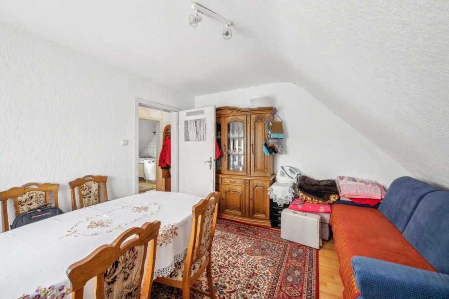 Esszimmer/Kinderzimmer Dachgeschosswohnung Gaggenau
