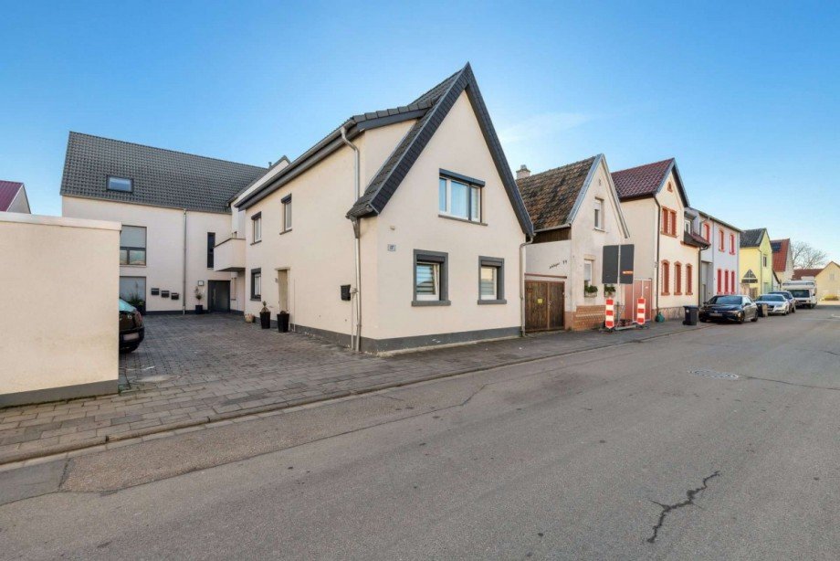 Au�enansicht von der Stra�e Erdgeschosswohnung Dannstadt-Schauernheim