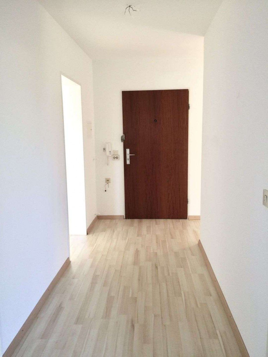 Diele Etagenwohnung Straubenhardt-Schwann