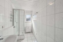 Bad 1. OG Seltene Gelegenheit in Ladenburg: Leerstehendes 2-Familienhaus mit gro�em Potenzial